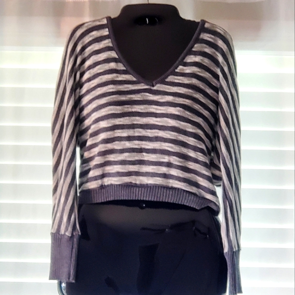 Knit Minded Crop Top Sweater Size Large